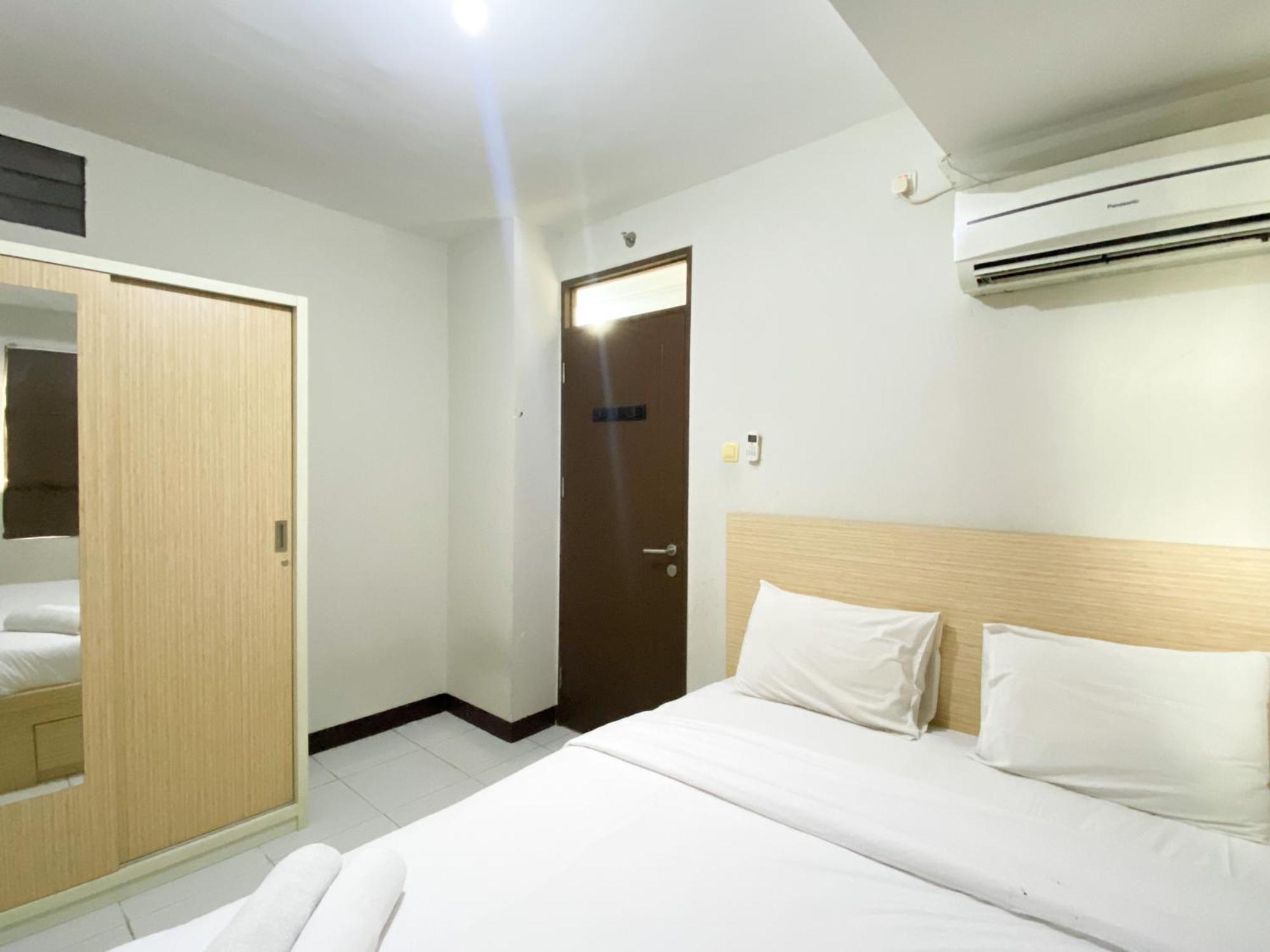 Apartemen Basic 2br At Lagoon Town Square By Travelio
