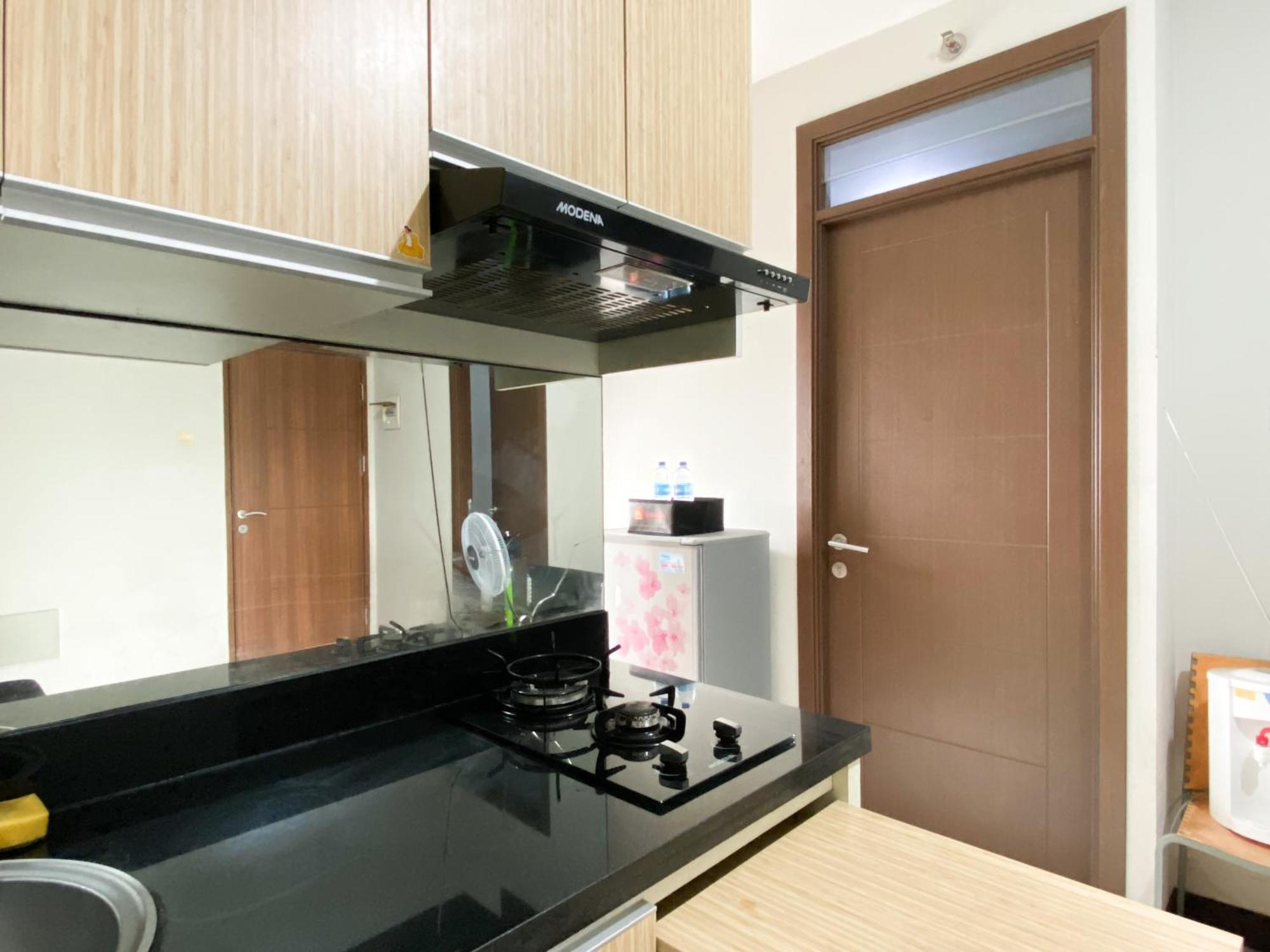 Basic 2br At Lagoon Town Square By Travelio *